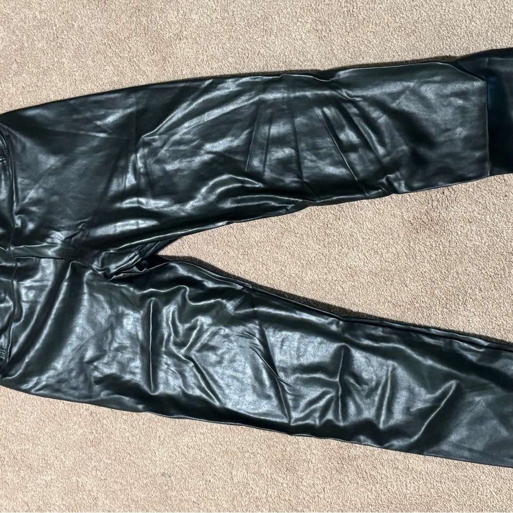Wilfred Shiny Black Leatherette Leggings